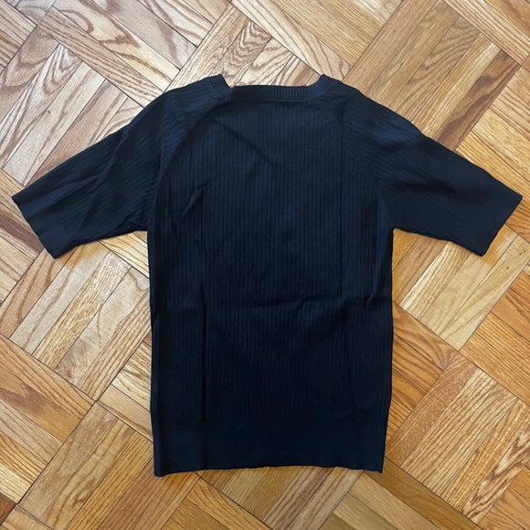 Black wool t-shirt size M great condition - Picture 3 of 4